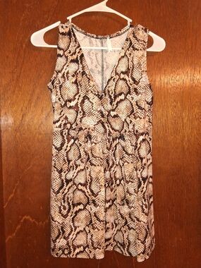 Sleeveless Faux-Snake Print V-Neck Top in Brown